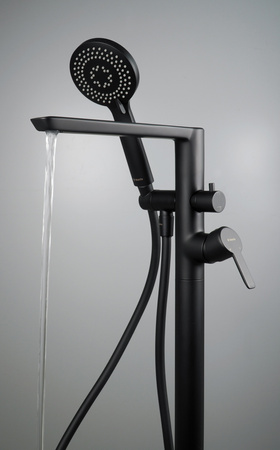 Bateria wannowa wolnostojąca z zestawem prysznicowym