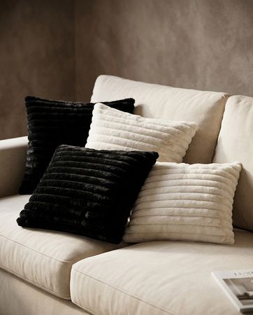 Poduszka dekoracyjna SHP LINE czarna