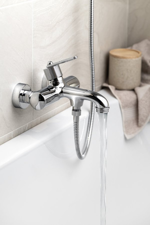 BEBÉ bateria wannowa ścienna, chrom