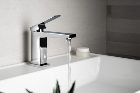 SPECTRE bateria umywalkowa, chrom