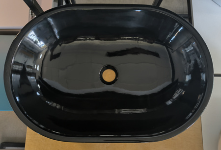 Vitruvit MILD ceramiczna umywalka nablatowa owalna 58 cm czarny połysk (wyprzedaż ekspozycyjna)