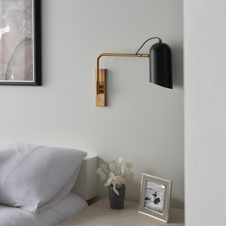 Navren 1 Wall Light