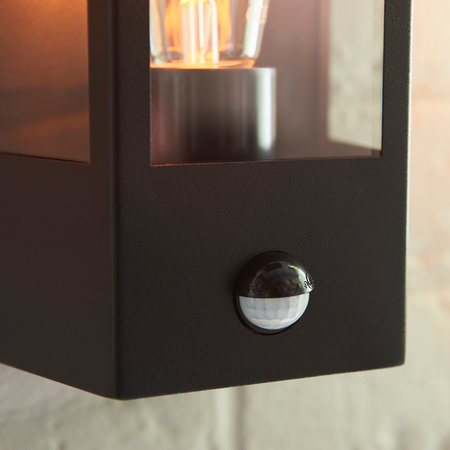 Huntington Outdoor Wall Light Matt Black