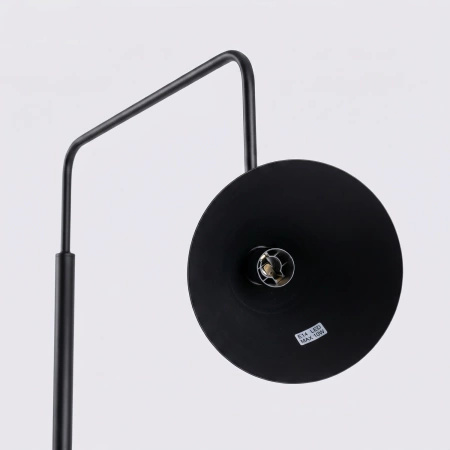 Lampa podłogowa NOX czarna