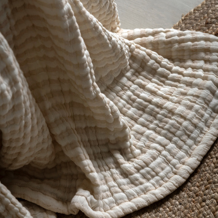 Crinkle Stripe Bedspread Beige 2400x2600mm