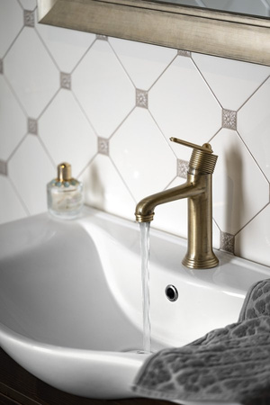 BEBÉ bateria umywalkowa, brąz