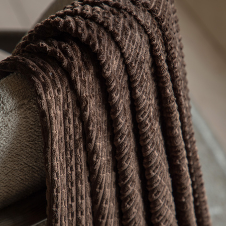 Winson Flannel Throw Chocolate 1400x1800mm