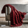 Pled ze sztucznego futra Ribbed – morwowy, 130 × 170 cm