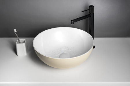 BANERA ROUND umywalka kompozytowa nablatowa, średnica 39cm, biały/beż mat