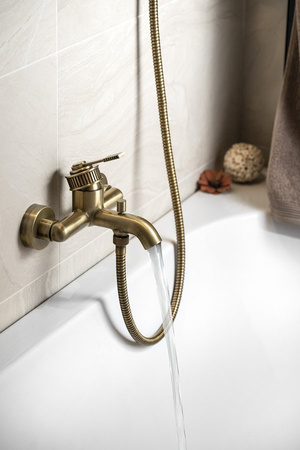 VERSI bateria wannowa ścienna, brąz