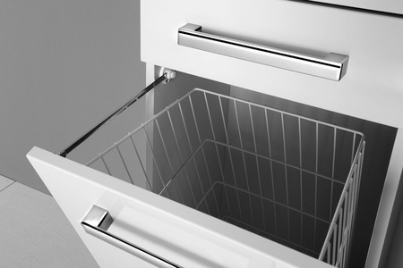 VEGA Szafka wysoka z koszem, 40x184x31cm, biała