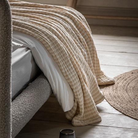 Crinkle Stripe Bedspread Beige 2400x2600mm