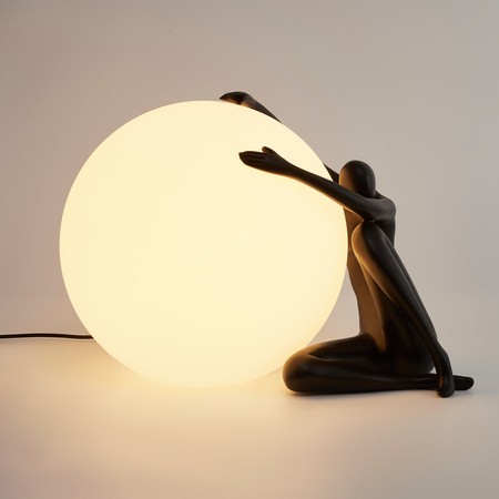 Lampa stołowa WOMAN-1 ,47 cm - czarna figura, biały klosz