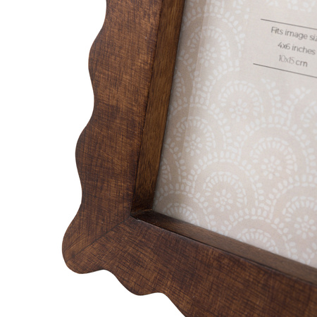 Avila Wooden Scallop Photo Frame 6x4in
