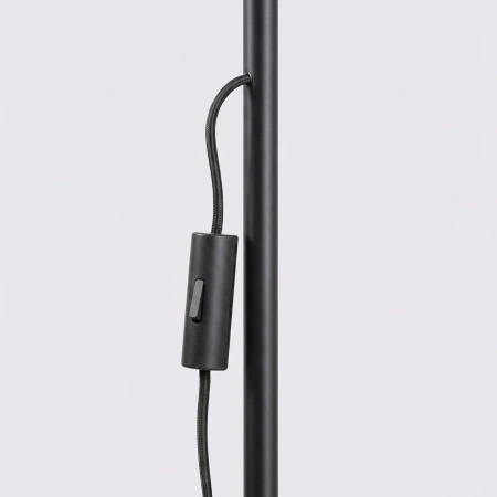 Lampa podłogowa NOX czarna