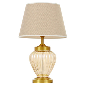 KLASYCZNA LAMPA NOCNA MOSIĘŻNA MOLTENA