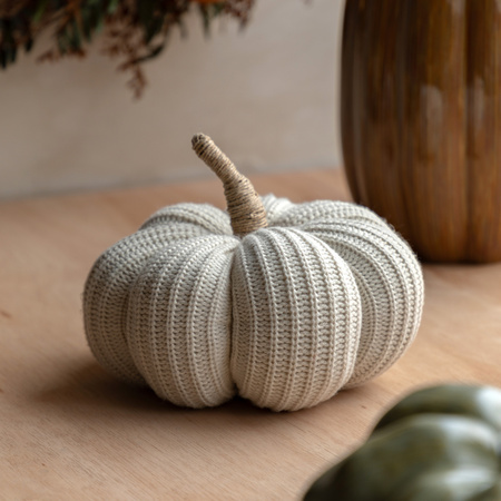 Knitted Pumpkin Cream 180mm