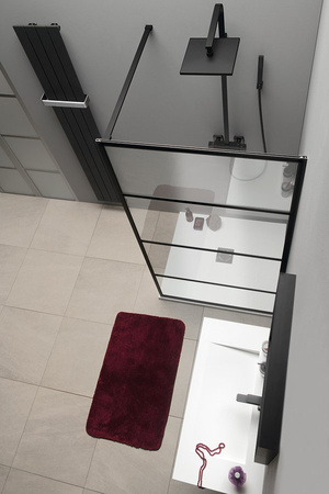 CURE BLACK walk-in, 700 mm, szkło czyste