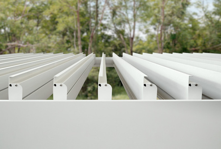 Pergola ogrodowa BIZZOTTO OCEAN 3X4 – biały