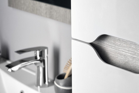 WAVE szafka wysoka 35x140x30cm, bała/dąb srebrny