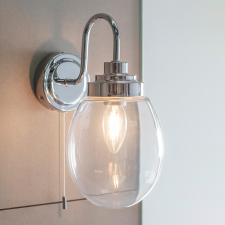 Hampton Wall Light