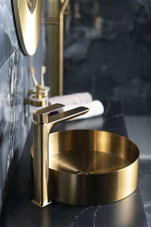 SPY Bateria umywalkowa wysoka z przedłużoną wylewką, złoty mat