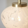 Lampa stołowa Mali – satynowy mosiądz / biały, 15 × 23 × 42,3 cm