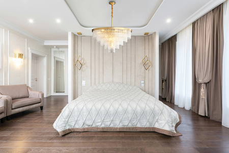 Lampa wisząca ICELAND 60 cm - mosiądz, szkło kryształowe