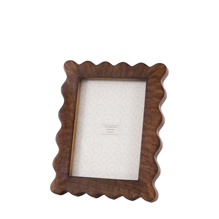 Avila Wooden Scallop Photo Frame 7x5in