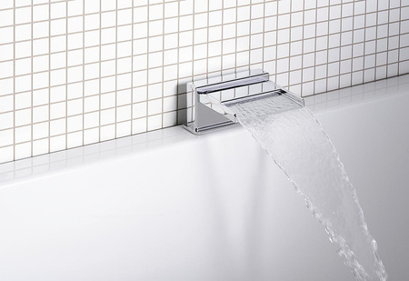 Wylewka kaskadowa na brzeg wanny, otwarta, szerokość 145mm, chrom