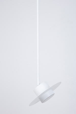 CHARLIE M biały dł. max 200 cm