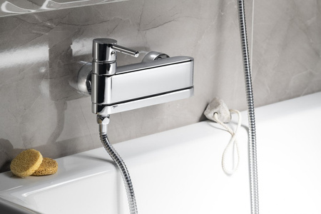 RHAPSODY bateria wannowa ścienna z obrotową wylewką, chrom