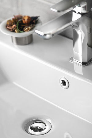 Maskownica przelewu, 30 mm, metal, chrom