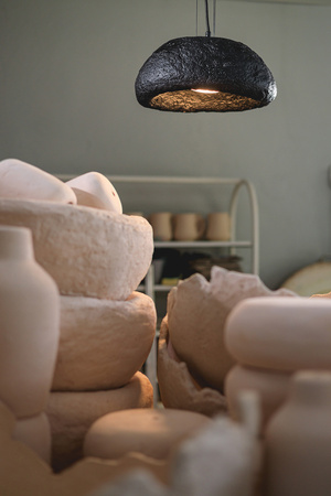 SYNTIA M 1 zwis czarny