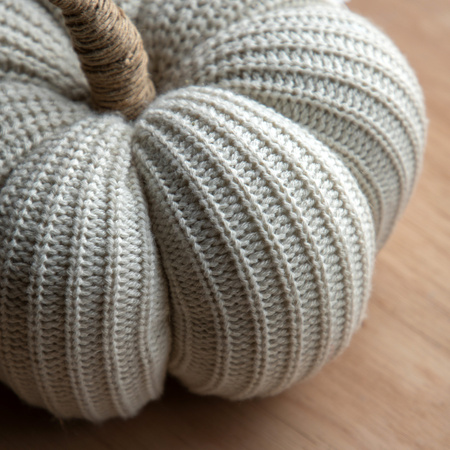Knitted Pumpkin Cream 180mm