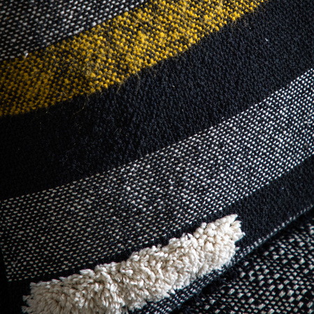 Poduszka Tufted Blocks z frędzlami 450 x 450 mm