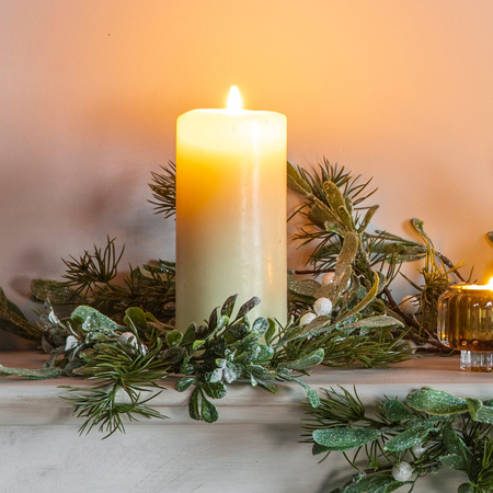 White Berry Olive Leaves Candle Ring Small
