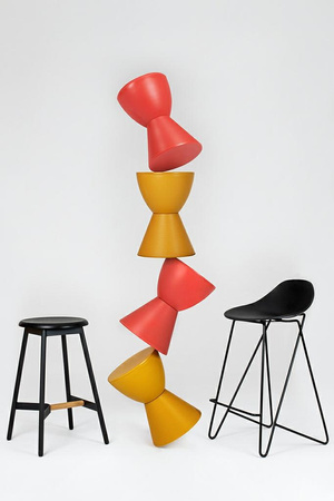 Stołek TAMBURO pastelowy imbir  - polipropylen