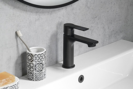 PAX bateria umywalkowa, czarny mat