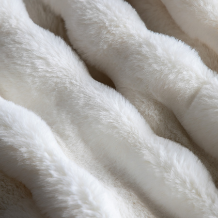 Pled ze sztucznego futra Marshmallow – kremowy, 130 × 170 cm