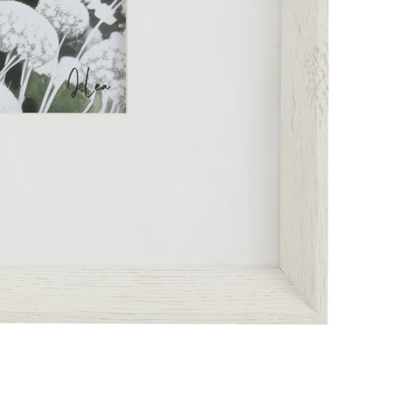Waves and Wild Flowers I Framed Art 550x40x650mm