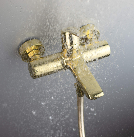 Bateria wannowa ścienna