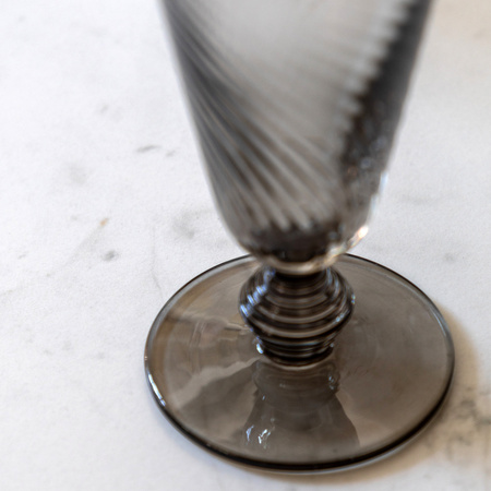 Swirl Flute Glass Smoked Grey (4pk) 72x72x166mm