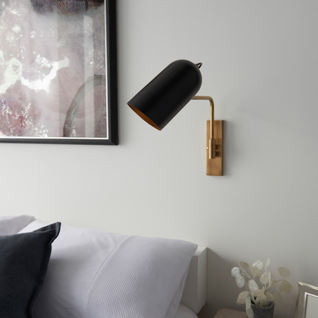 Navren 1 Wall Light
