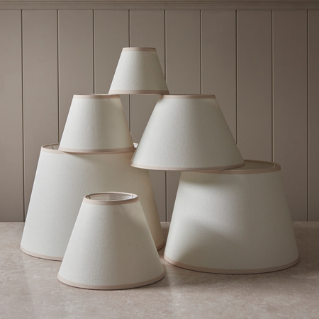 Ivy Shade Almond White Fabric 122x85x160mm