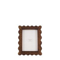 Avila Wooden Scallop Photo Frame 7x5in